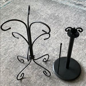 Longaberger Paper Towel and Mug Stand